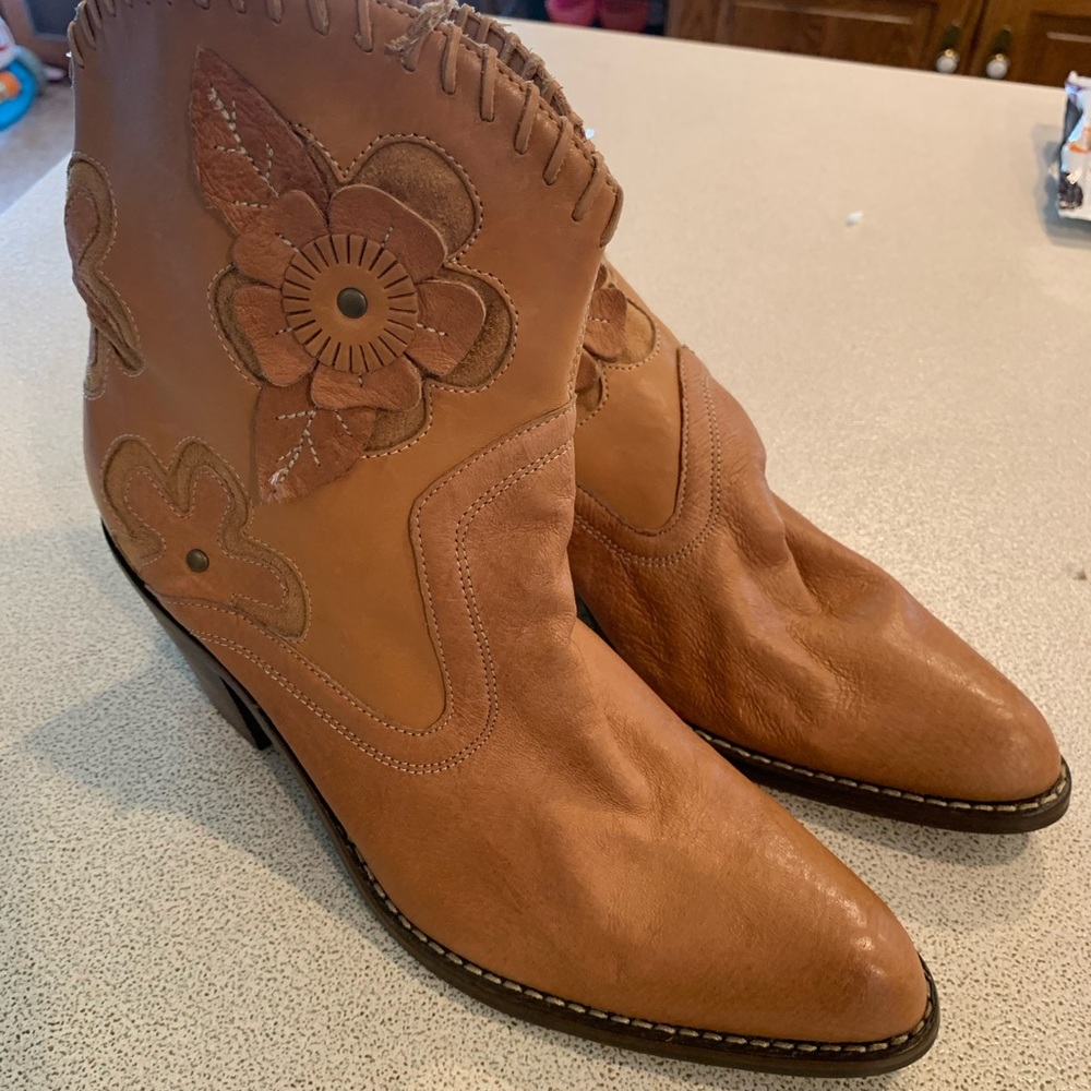 MIA booties